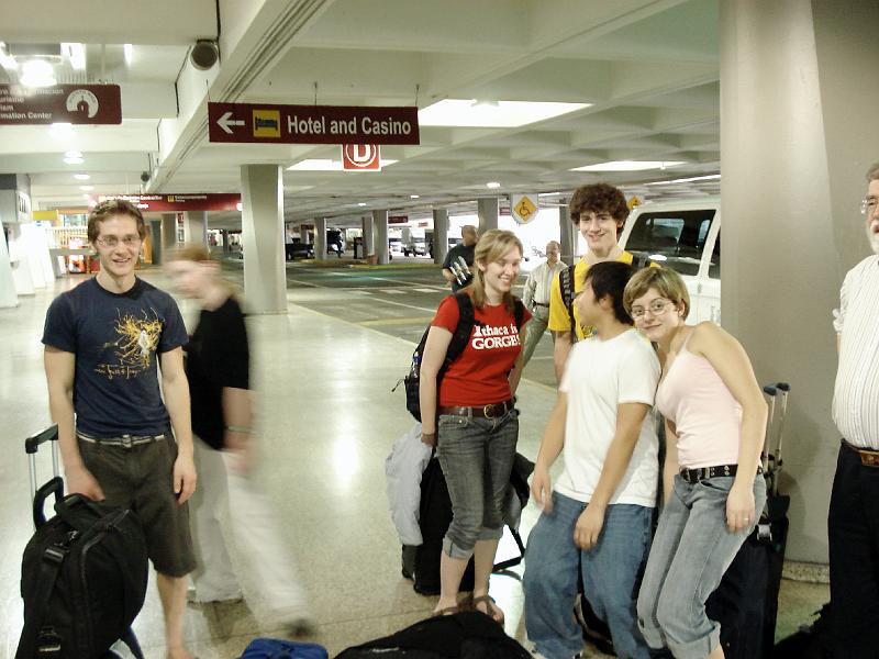 DSC04262.JPG - Students at the San Juan airport: (L-R) Geoff Baum, St. Lawrence; Erin Scott, Colgate; Katie Hamren, Cornell; Paul Russell, Skidmore; Yia Xiong, Univeristy of Wisconsin - Stevens Point; Liza Piltz, Univeristy of Wisconsin - Stevens Point; Tom Balonek, Colgate