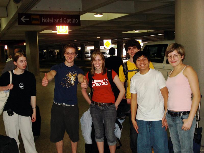 DSC04264.JPG - Students at the San Juan airport: (L-R) Erin Scott, Colgate; Geoff Baum, St. Lawrence; Katie Hamren, Cornell; Paul Russell, Skidmore; Yia Xiong, Univeristy of Wisconsin - Stevens Point; Liza Piltz, Univeristy of Wisconsin - Stevens Point