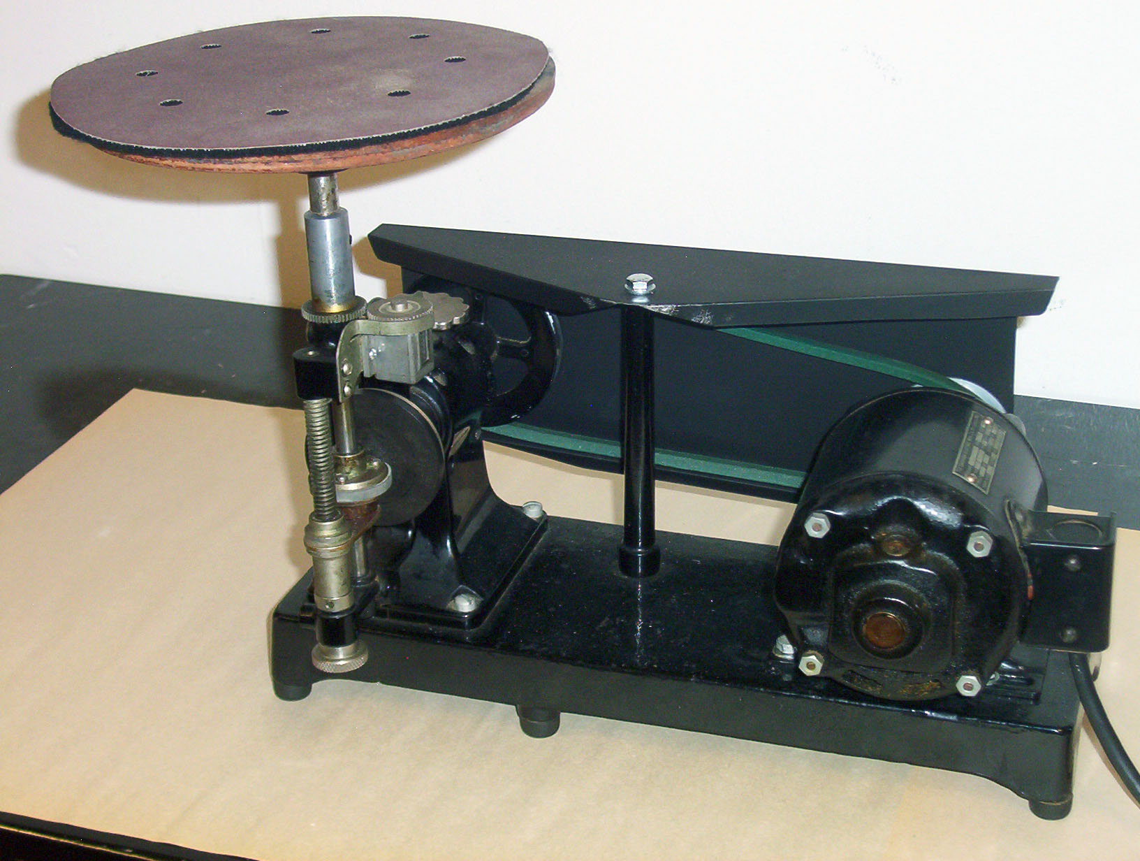 St. Lawrence University: Physics - Lecture/Demos: Motorized Turntable