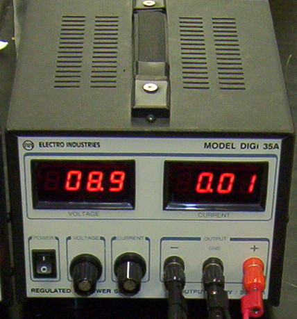 Digital DC power supply